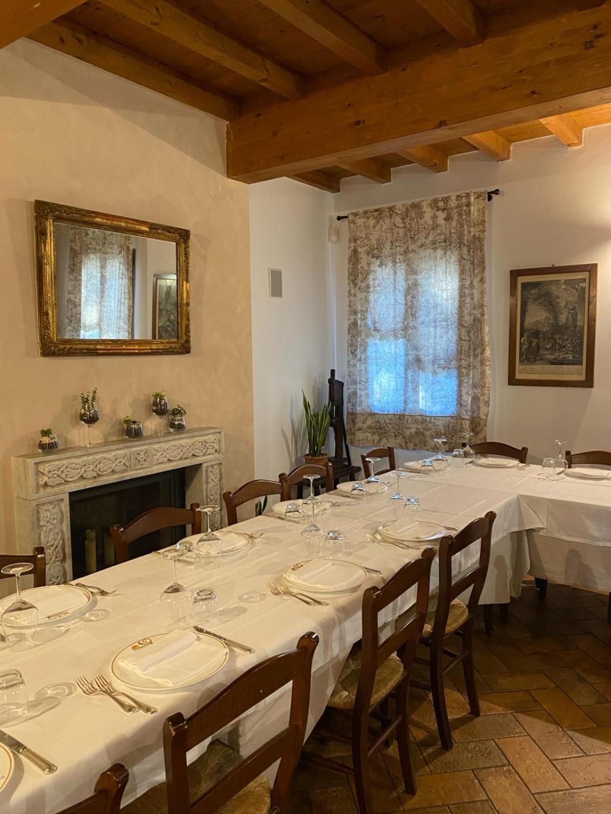 Bed and Breakfast Locanda Corte Ruspecchio Quattro Castella Екстер'єр фото